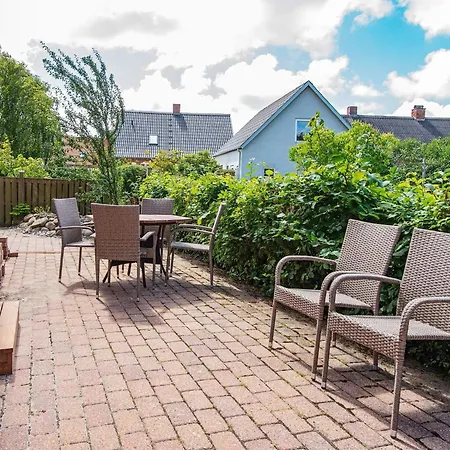 10 Person In Ulfborg-by Traum * Ulfborg