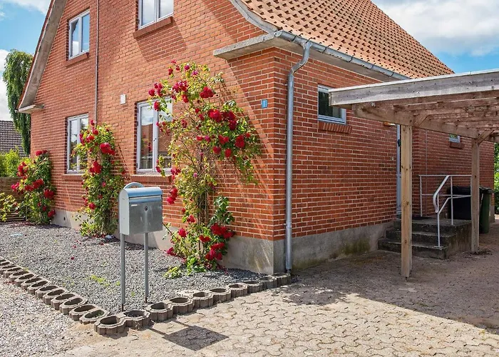 Дом отдыха 10 Person In Ulfborg-by Traum *